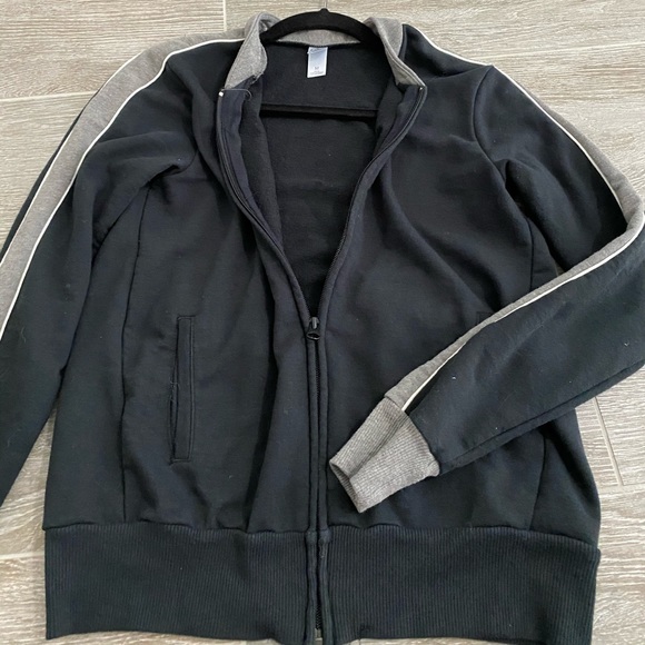 Bomber style sweater - Picture 2 of 2